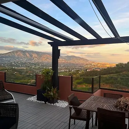Bright In The Hills Of Elviria Málaga