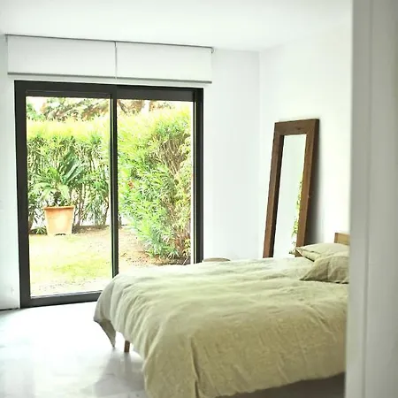 Bright In The Hills Of Elviria Lejlighed *